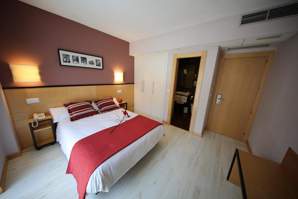 Hotel Alda Entrearcos Бургос Екстер'єр фото